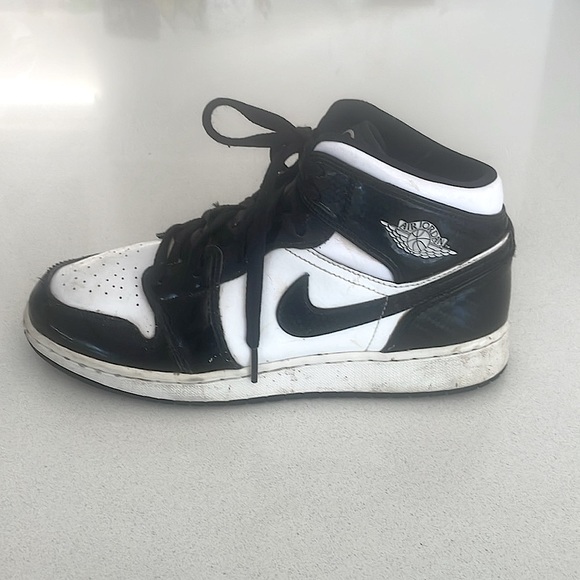 Nike Air Jordan’s 7Y - Picture 3 of 11